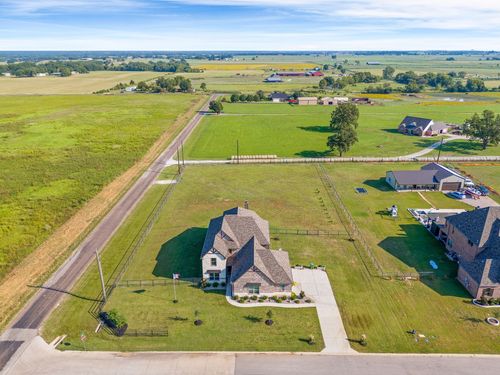 701 Olivia Ln, Collinsville, TX, 76233-1538 | Card Image