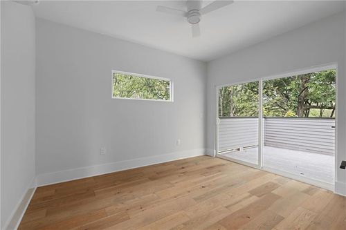 1186 Francis St Nw, Atlanta, GA, 30318-5322 | Card Image