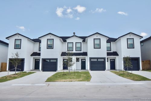 104-8414 Via Verona, San Antonio, TX, 78201 | Card Image