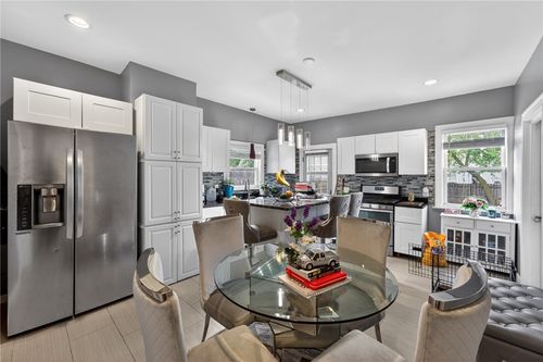 15 Armington St Street, Providence, RI, 02908 | Card Image