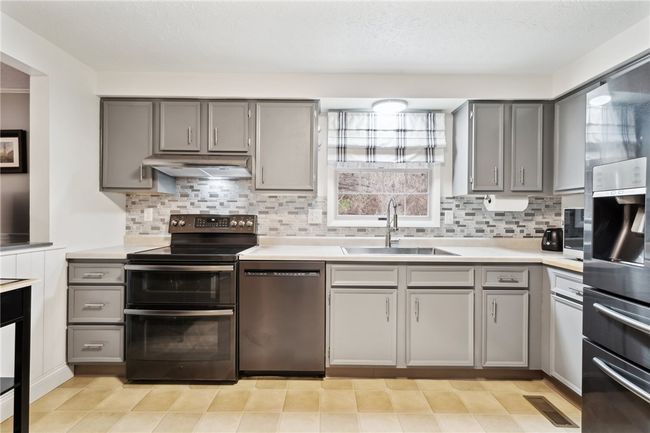 3 Hones Rd, House other with 4 bedrooms, 3 bathrooms and 2 parking in Export PA | Image 6
