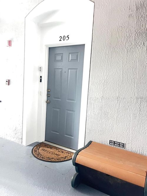 apt-205-8101 Coconut Palm Way, Kissimmee, FL, 34747-2719 | Card Image