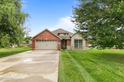 1615 Anderson Dr, Webb City, MO, 64870-9171 | Card Image