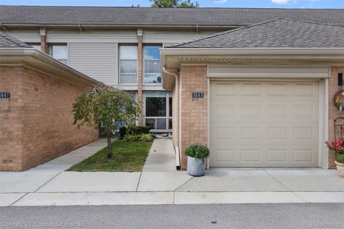 1049 Trevor Pl, Detroit, MI, 48207-3809 | Card Image