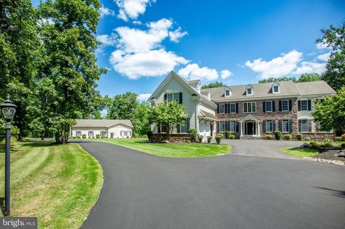 138 Rue St Michel, LINE LEXINGTON, PA, 18932-9527 | Card Image