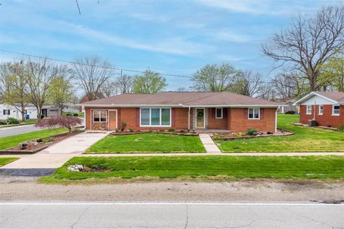 132 S Duncan St, Marine, IL, 62061-1055 | Card Image