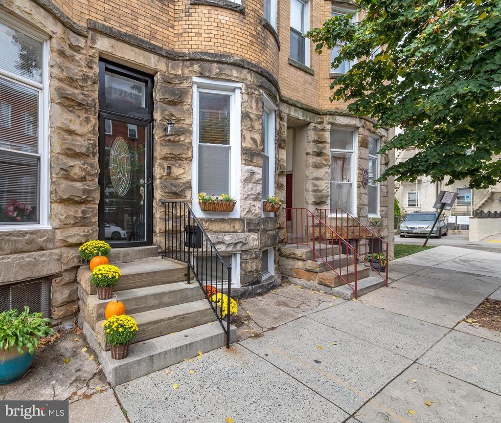 Guilford Ave, Baltimore, MD 21202