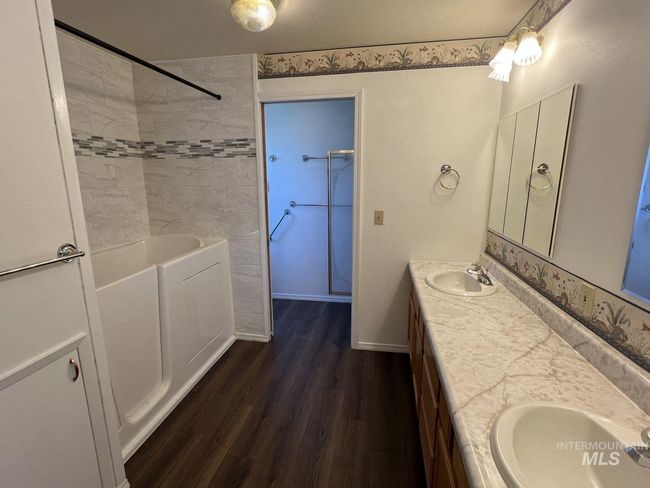 546 S 100 E, House other with 4 bedrooms, 3 bathrooms and null parking in Jerome ID | Image 6