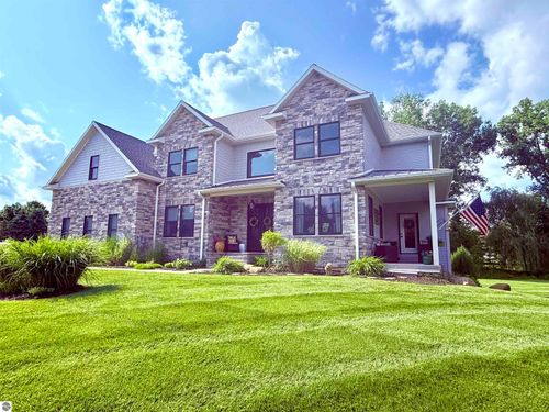 777 Stoneridge Dr, Mt Pleasant, MI, 48858-8623 | Card Image