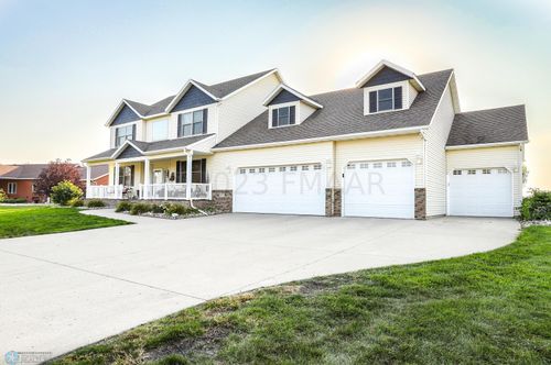 3632 47th St N, Reile's Acres, ND, 58102-5435 | Card Image