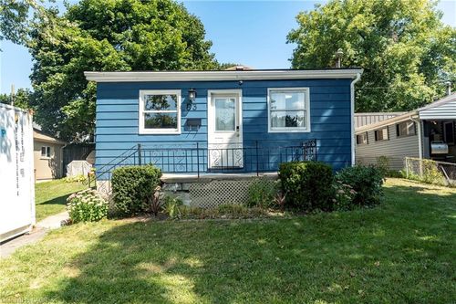 83 Winston Blvd, Cambridge, ON, N3C1L5 | Card Image