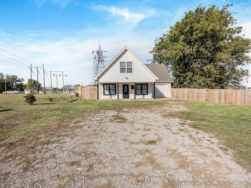 413 Pogue St, Cleveland, OK, 74020-5225 | Card Image