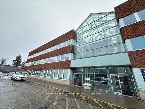 306-6453 Morrison St, Niagara Falls, ON, L2E7H1 | Card Image