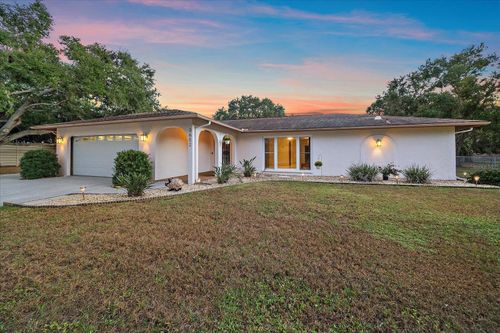 3652 Oak Grove Dr, Sarasota, FL, 34243-2831 | Card Image