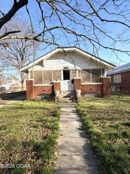 502 E 14th Street, Baxter Springs, KS, 66713 | Card Image