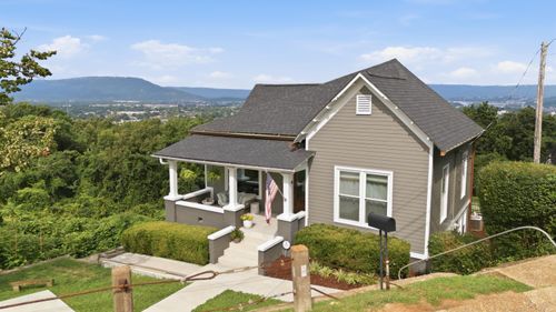 149 N Crest Rd, Chattanooga, TN, 37404-1735 | Card Image