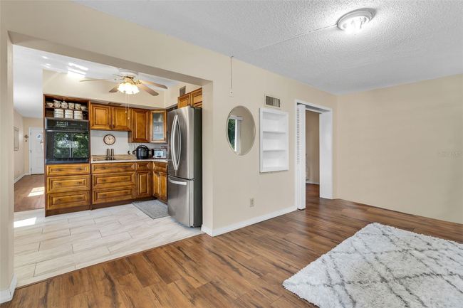 APT-84 - 2458 Columbia Dr, Condo with 2 bedrooms, 2 bathrooms and null parking in CLEARWATER FL | Image 12