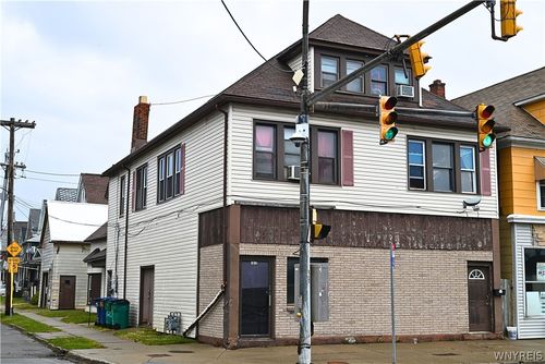 1812 Clinton St, Buffalo, NY, 14206-3163 | Card Image