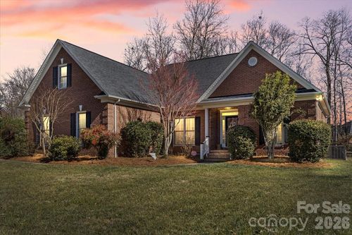 3746 Ayrshire Ct, Harrisburg, NC, 28075-8352 | Card Image