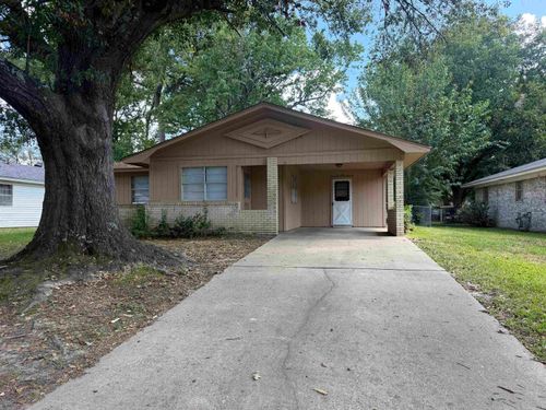 2307 Diane Dr, Pine Bluff, AR, 71603-3526 | Card Image