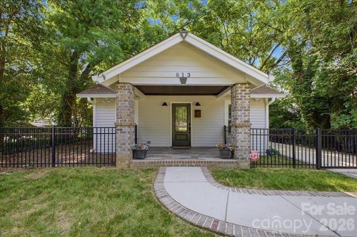 813 Walnut Ave, Charlotte, NC, 28208-4541 | Card Image