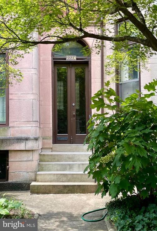 fl-3rd-2724 Saint Paul St, BALTIMORE, MD, 21218-4332 | Card Image