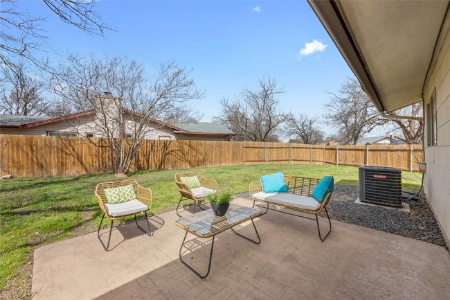 10412 Firethorn Ln, House other with 3 bedrooms, 2 bathrooms and 4 parking in Austin TX | Image 26