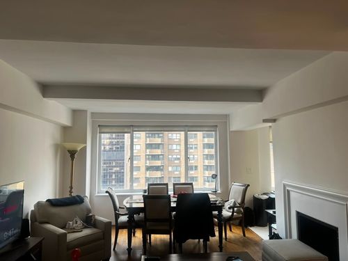 19d-40 Central Park S, New York, NY, 10019-1633 | Card Image