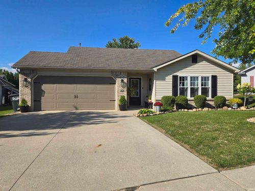 401 River Crest Ct, Albion, IN, 46701-9125 | Card Image