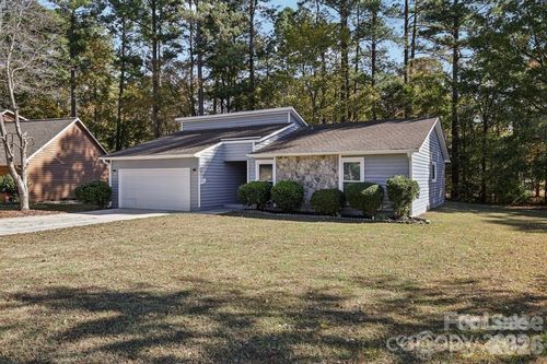 7030 Huntsmaster Dr, Charlotte, NC, 28277-9143 | Card Image