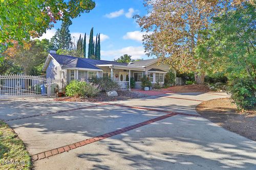 3049 Reservoir Dr, Simi Valley, CA, 93065-1011 | Card Image