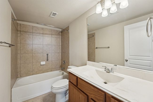 1261 Nevarez, House other with 3 bedrooms, 2 bathrooms and 4 parking in Kyle TX | Image 23