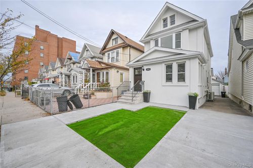 60 Wetherole St, Elmhurst, NY, 11373-5527 | Card Image