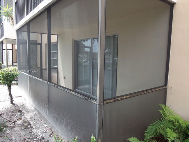 APT-105 - 4156 Inverrary Dr, Condo with 1 bedrooms, 2 bathrooms and null parking in Lauderhill FL | Image 9
