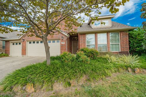 5104 Grove Cove Dr, Mckinney, TX, 75071-8340 | Card Image