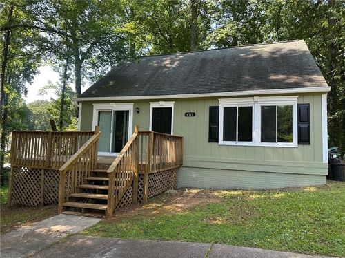 4911 Martins Crossing Rd, Stone Mountain, GA, 30088-1915 | Card Image