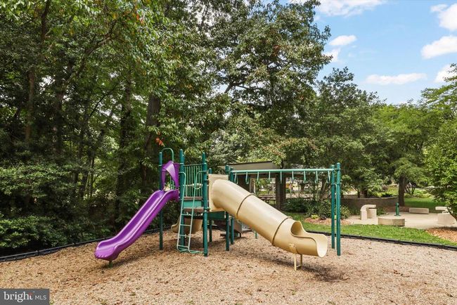 APT-304 - 1511 N Point Dr, Condo with 2 bedrooms, 2 bathrooms and null parking in RESTON VA | Image 36