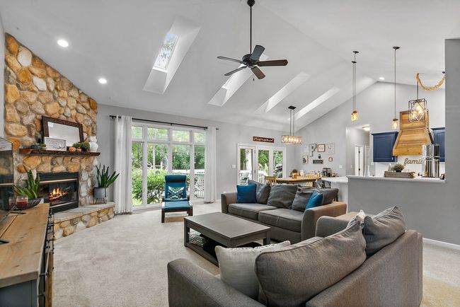 21516 Weiss Trl, House other with 4 bedrooms, 4 bathrooms and 3 parking in Marengo IL | Image 8