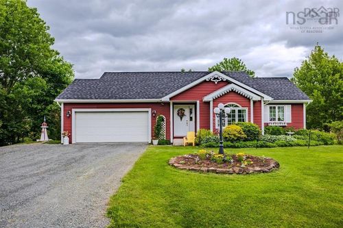 157 Parkwood S, Truro Heights, NS, B6L | Card Image