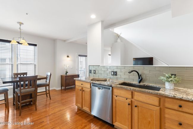 10601 Norton Commons Walk, Condo with 2 bedrooms, 2 bathrooms and null parking in Prospect KY | Image 8
