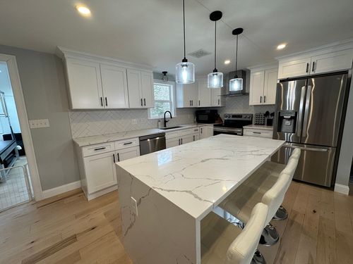 456 Parsonage St, Marshfield, MA, 02050-5731 | Card Image