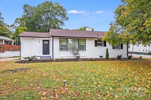 2301 Shamrock Dr, Charlotte, NC, 28205-2136 | Card Image