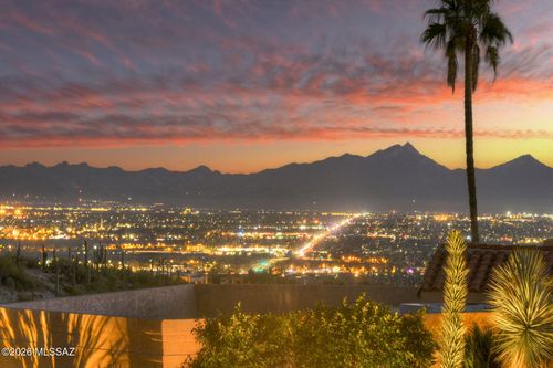 4473 N Plaza De Toros, Tucson, AZ, 85750-6365 | Card Image