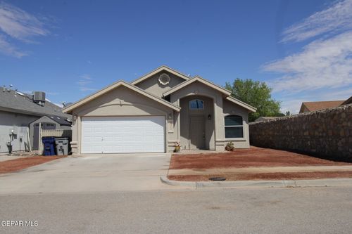 13009 Stonington Ln, El Paso, TX, 79938-7482 | Card Image