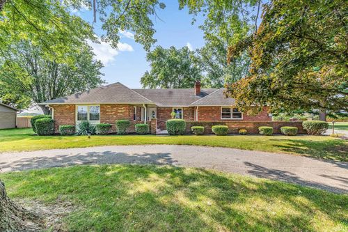 2005 E Kelley Rd, Frankfort, IN, 46041-9470 | Card Image