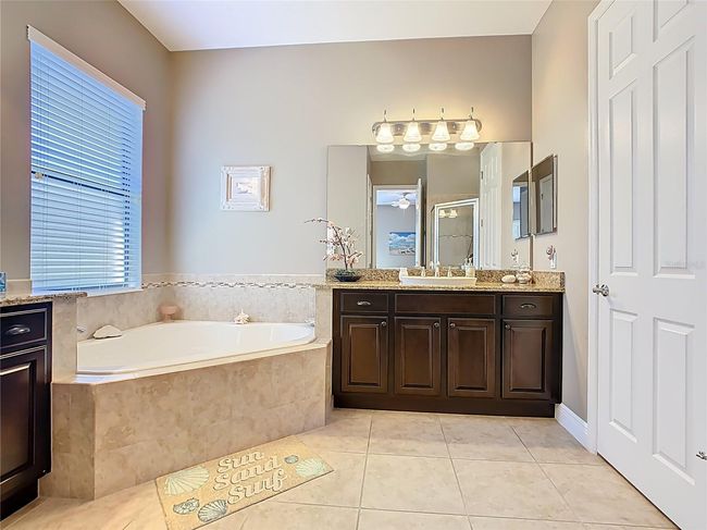 Master B.R. #1 Bath | Image 19