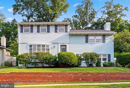 915 N Overlook Dr, Alexandria, VA, 22305-1150 | Card Image