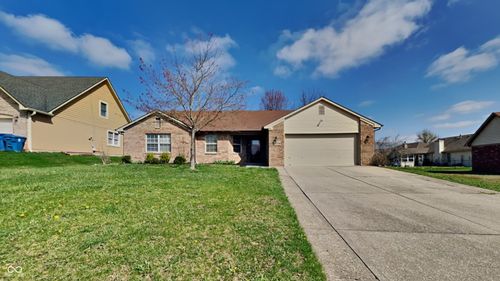 12334 Buckley Blvd, Cumberland, IN, 46229-9758 | Card Image