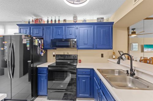 312-5836 Coral Lake Dr, Margate, FL, 33063-5871 | Card Image