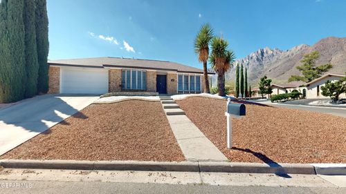 2900 Stone Edge Rd, El Paso, TX, 79904-2422 | Card Image